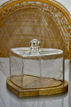 Load image into Gallery viewer, Platou de lemn cu capac de sticlă
