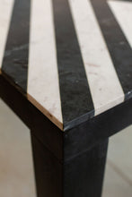 Load image into Gallery viewer, Masă dining de patru locuri cu blat de marmură &quot;Zebra&quot;